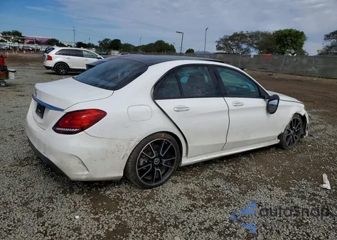 2019 Mercedes-Benz C 300 z USA, uszkodzony, nr VIN 55SWF8DB6KU284031